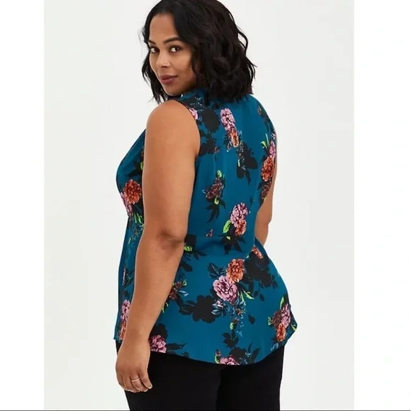 Torrid 5 PEPLUM TIE FRONT SLEEVELESS BLOUSE - GEORGETTE FLORAL TEAL - Picture 3 of 5